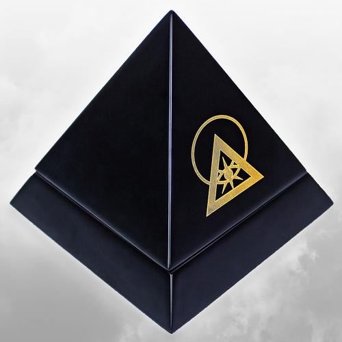 illuminati jewel
